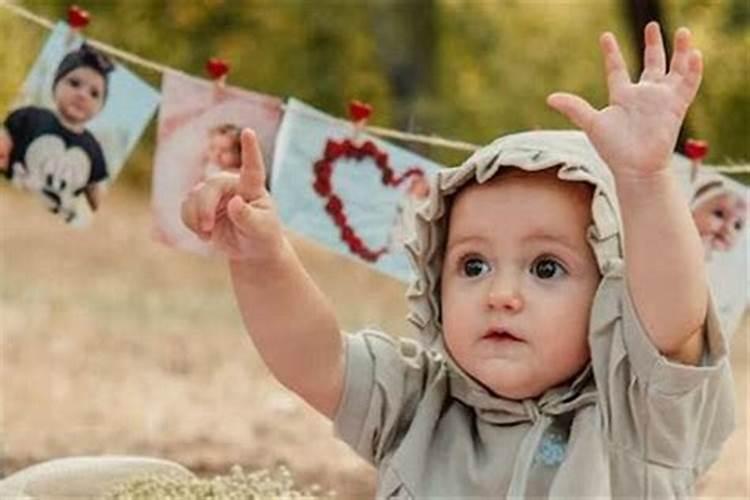 十月初一鸡年出生的女孩