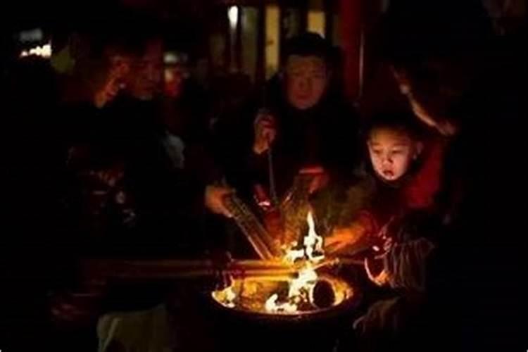 为啥正月初二可以上坟？