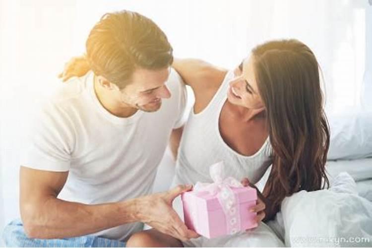 梦见妻子是什么意思是什么？