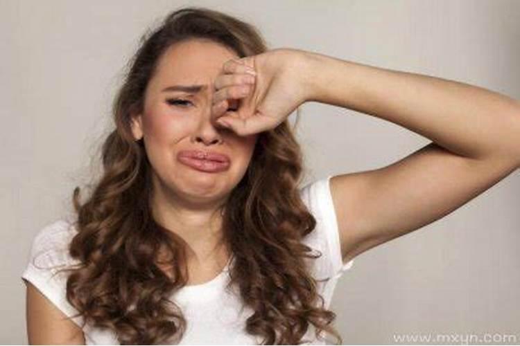 梦见老婆哭什么预兆女人？