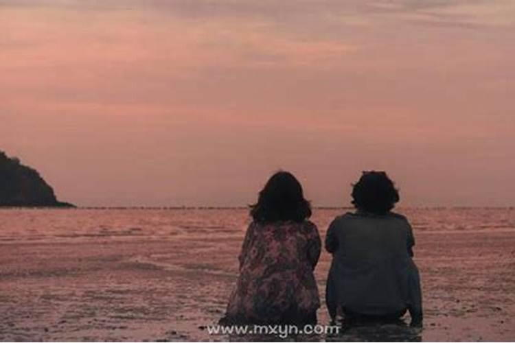 梦见朋友死了自己去祭拜