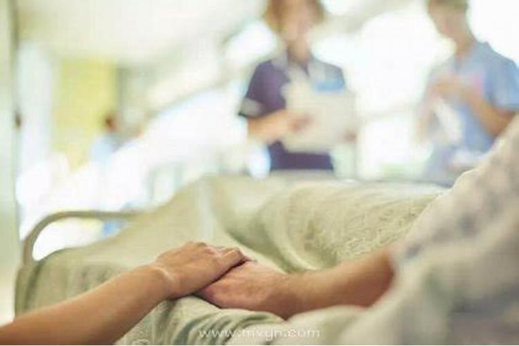 梦到自己父母生病了是什么意思？