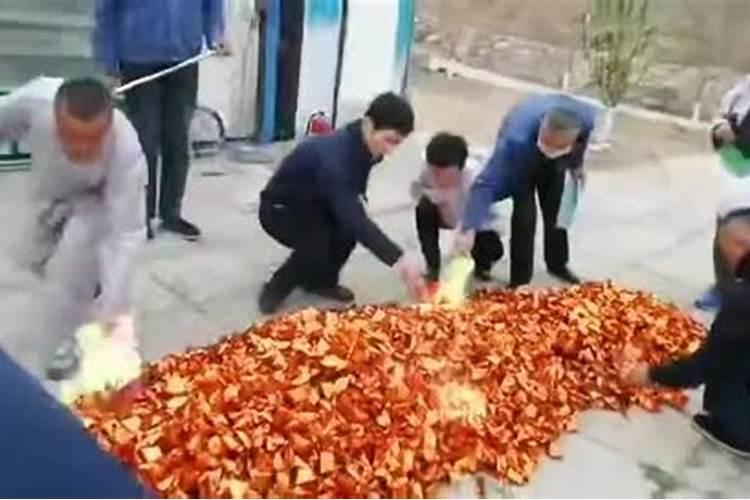 给堕胎婴灵烧元宝