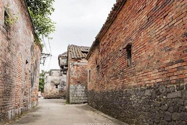 梦见回到了以前住的房子