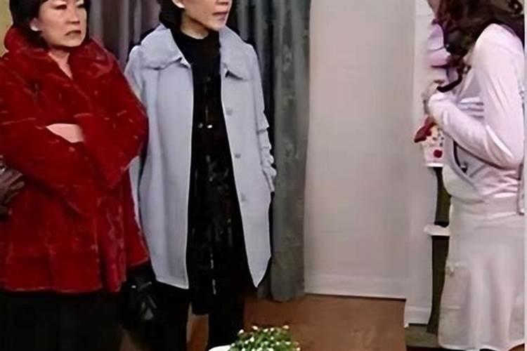 梦见哥嫂姐姐夫他们都来我家