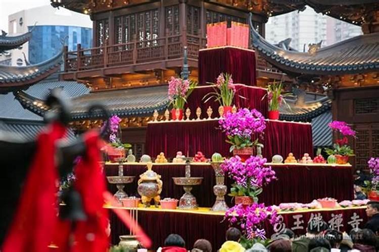 正月初一供斋几点？