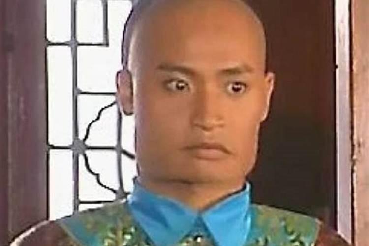 梦到一声炮响吓醒了