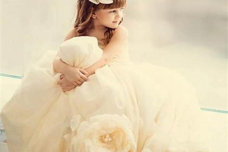 女孩清雅的名字