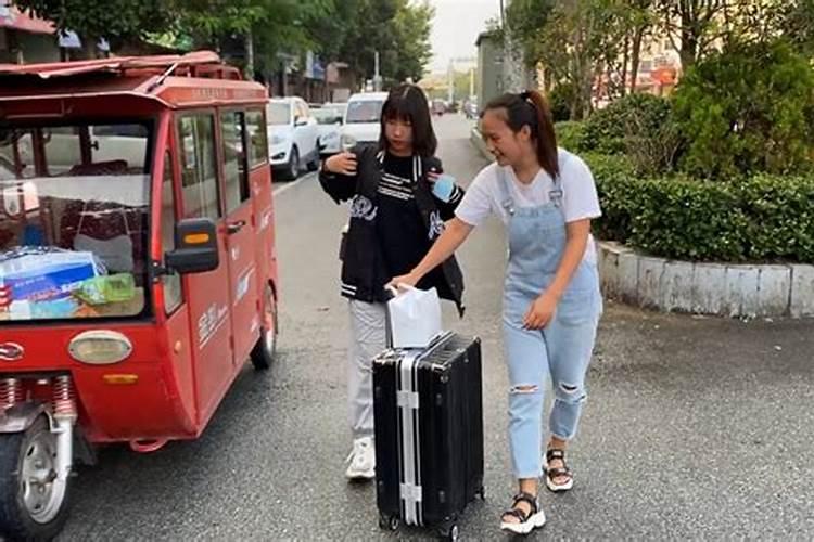 梦见哥哥嫂子回来了