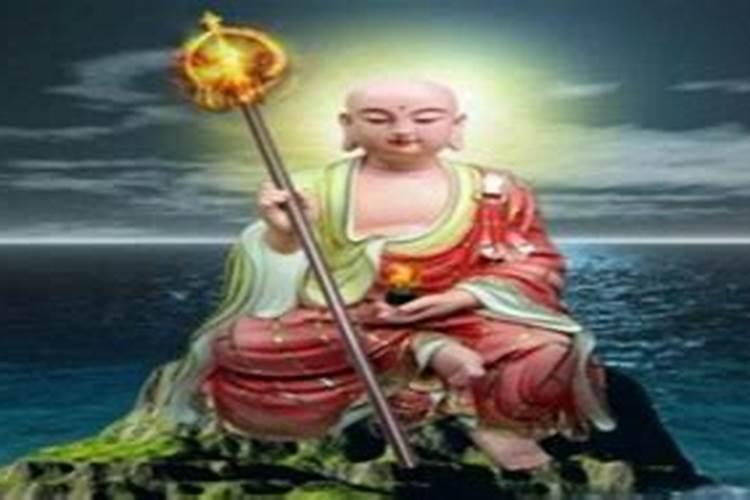 做佛事超度晚上看见亡灵