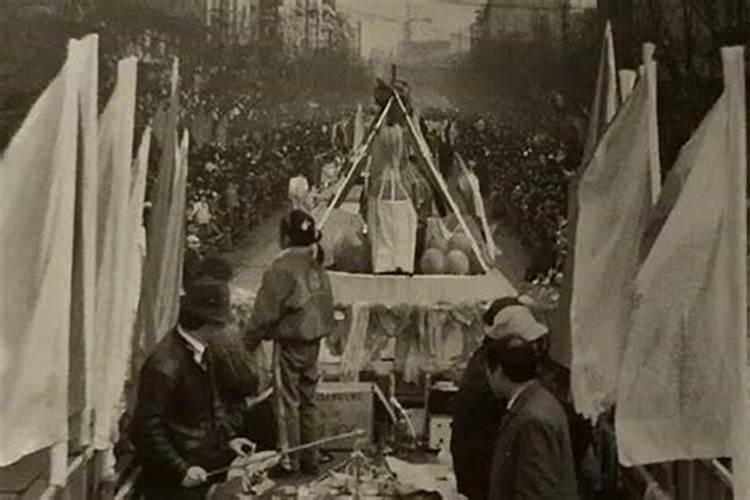 90年正月初二出生的男士