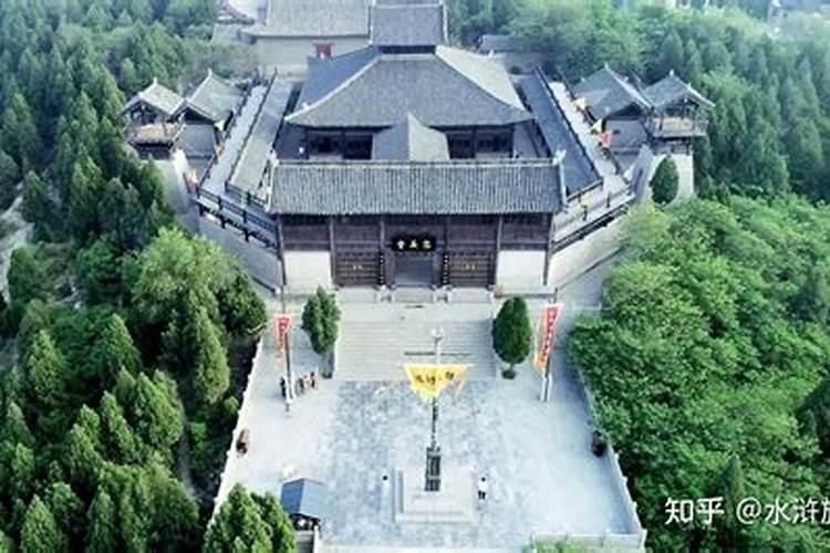 梁山龙抬头在哪里？