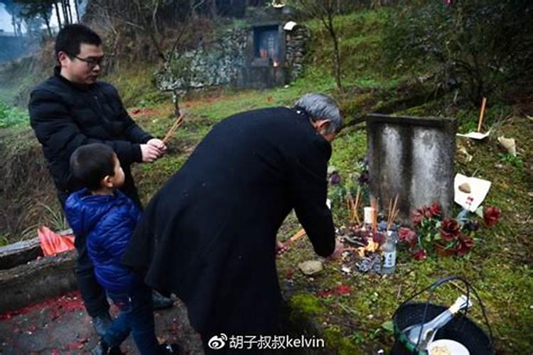 梦到上坟祭祖什么意思？