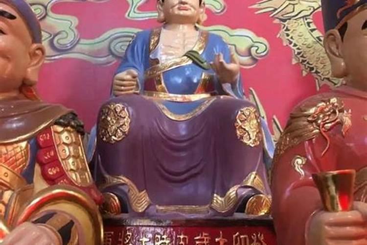 犯太岁在哪里拜神好？