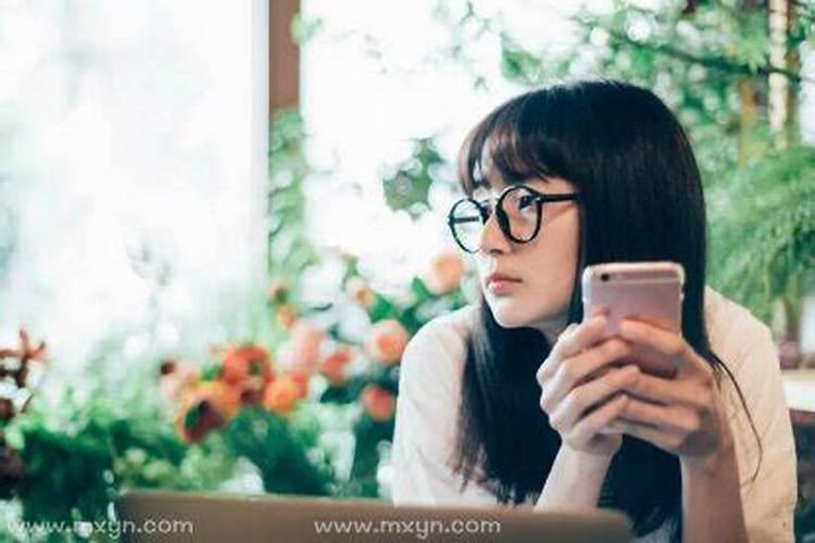 梦见前男友出轨什么预兆？