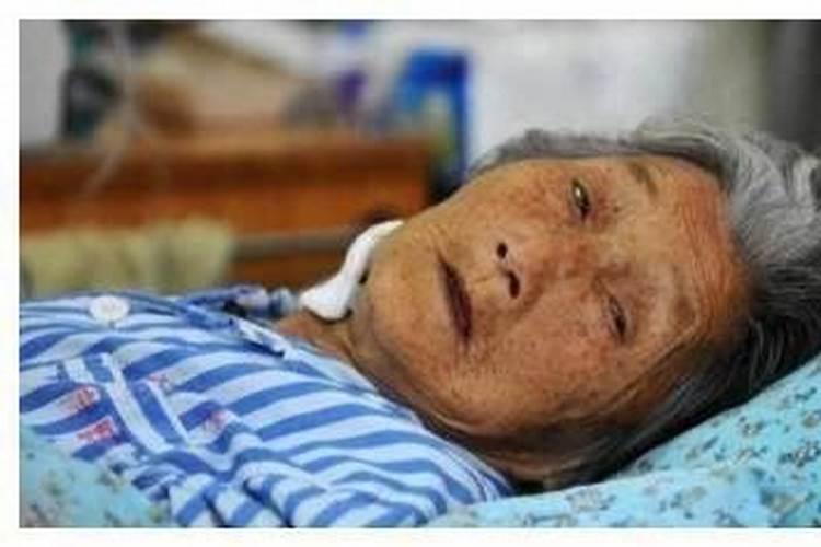 梦到老人死了是什么意思？