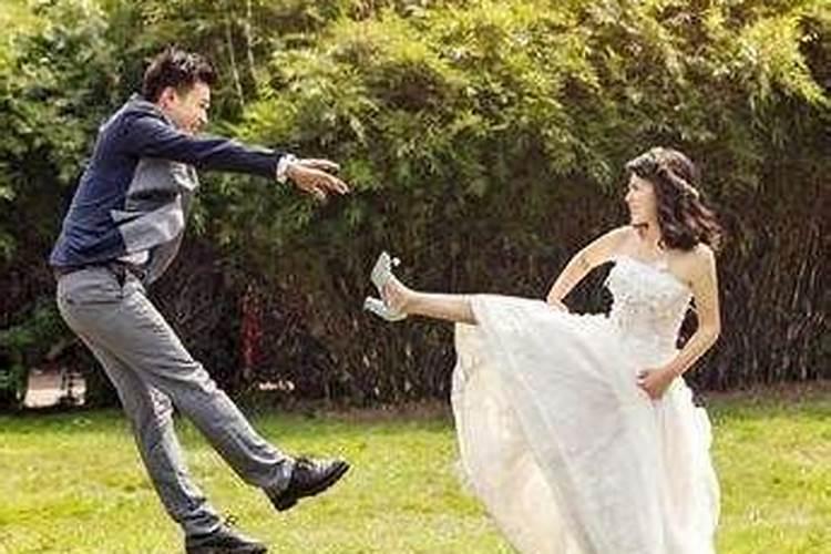 命中注定婚姻不顺的女人