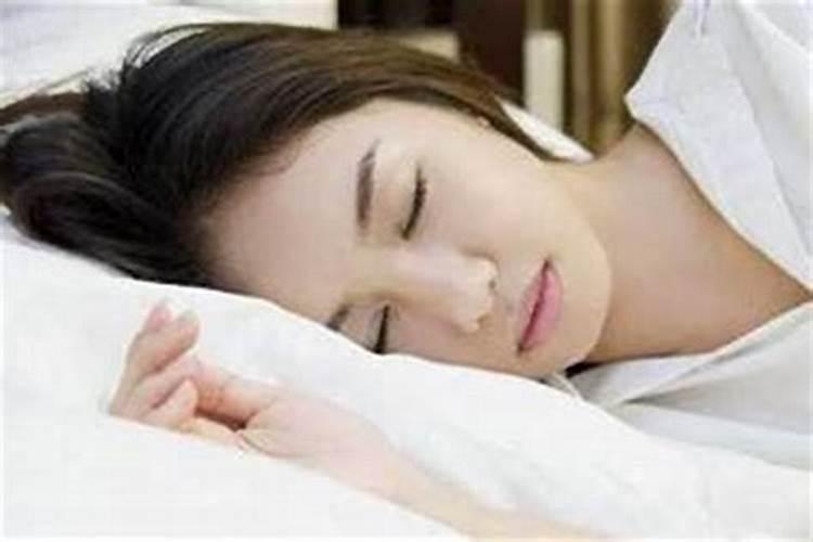 梦见仇人向自己低头