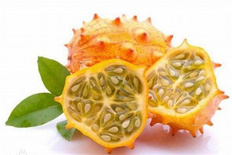 梦见吃很多新奇的食物和水果？