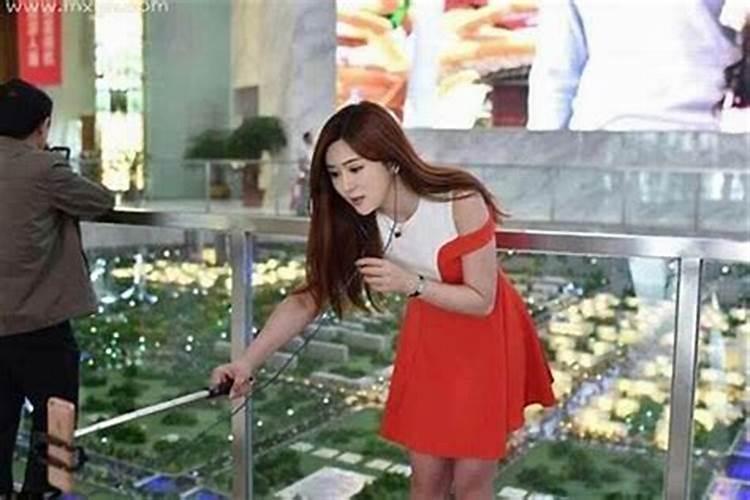 梦见美女爱上自己老公