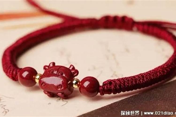 本命年虎年戴红绳什么讲究？