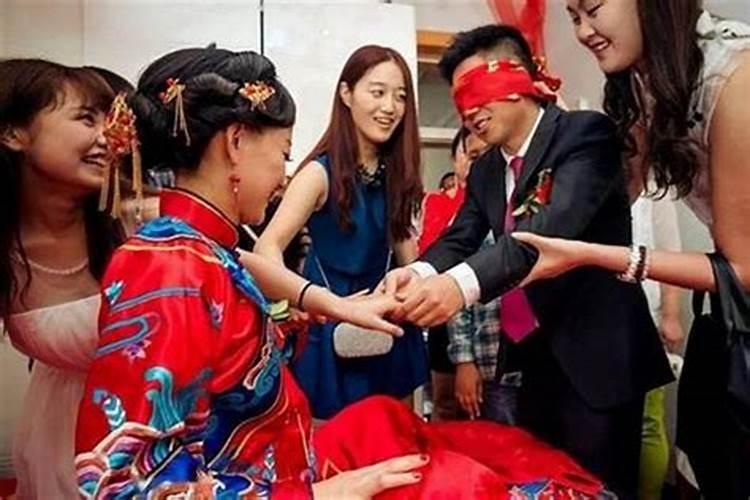 宜合婚订婚是什么意思？