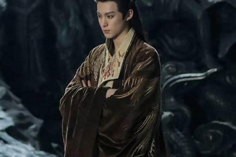 太岁为什么会得到东方青苍的金身？