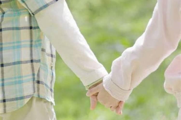 石榴木楠和火女合婚吗？