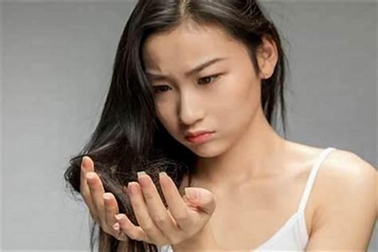 梦到自己掉头发什么预兆？