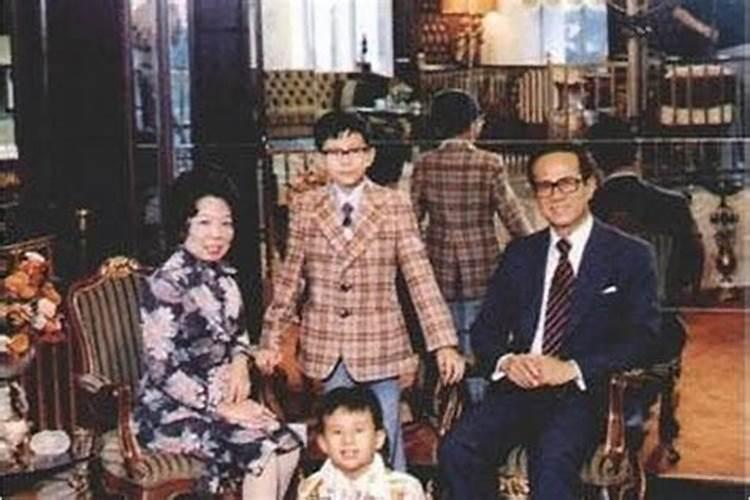李嘉诚鬼节出生