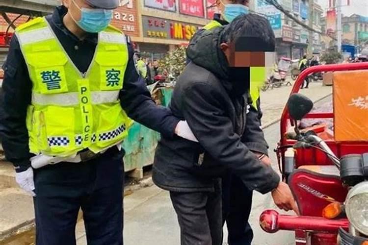 梦见车祸人没事司机逃逸了