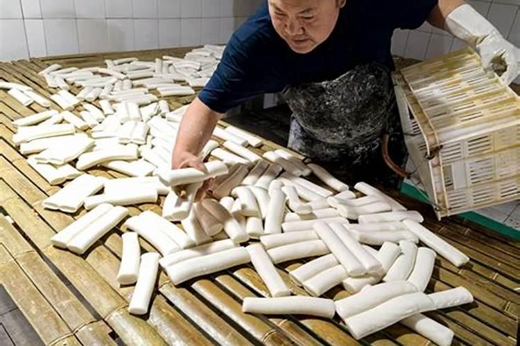 小年糕制作中心在哪？