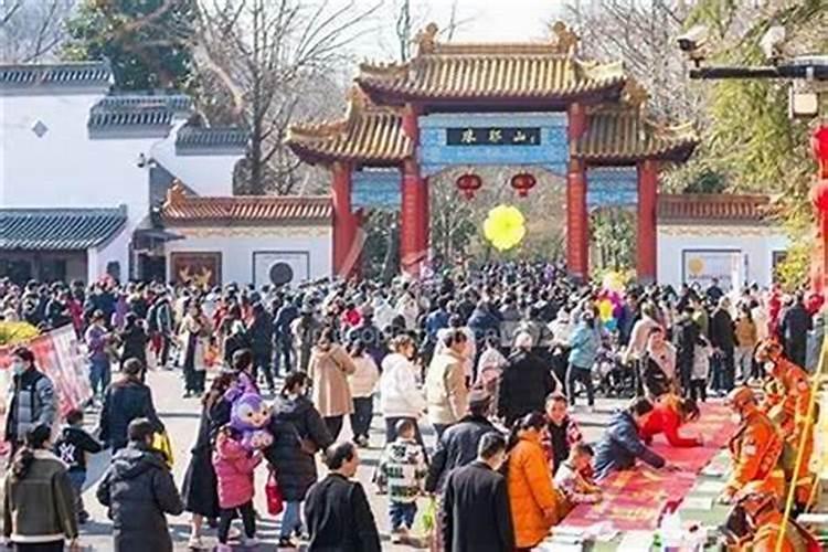 九月初九庙会在哪里？
