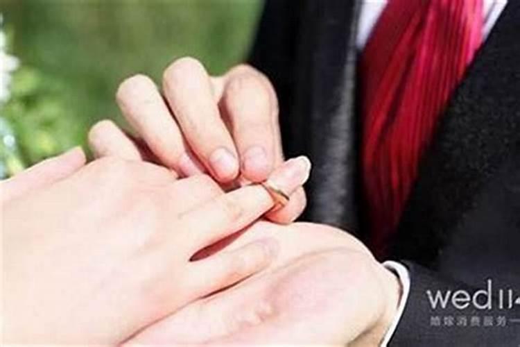 结婚必须要合属相八字吗？
