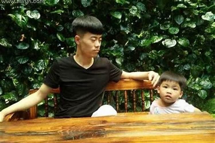 梦见舅舅舅妈是什么意思？
