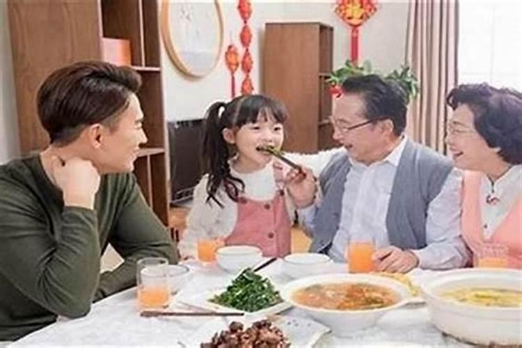 梦见表叔来家里做客