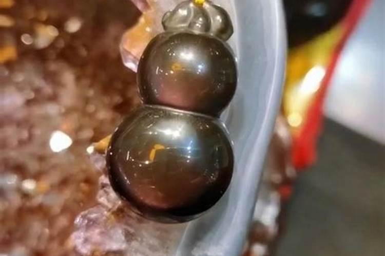 害太岁应该佩戴什么水晶？