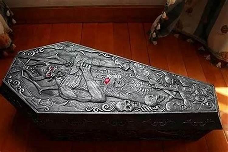 梦见黑棺材是什么征兆？