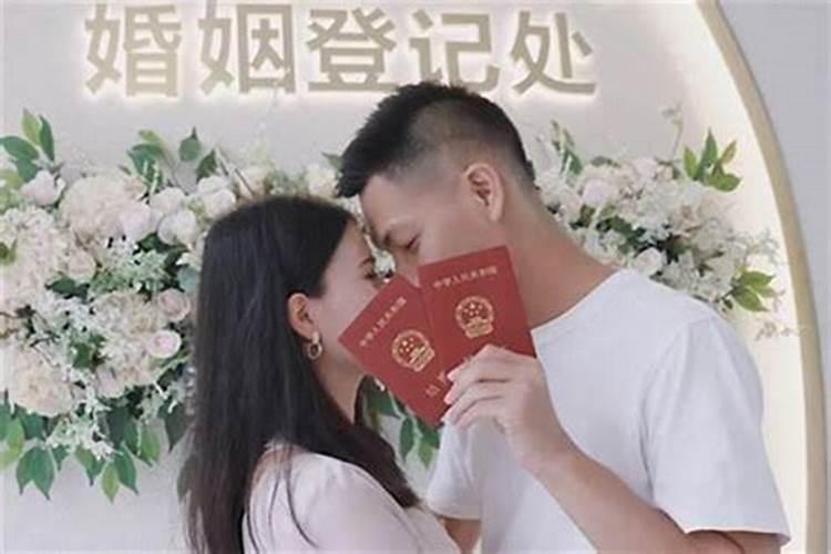 结婚一年算短暂婚姻吗？