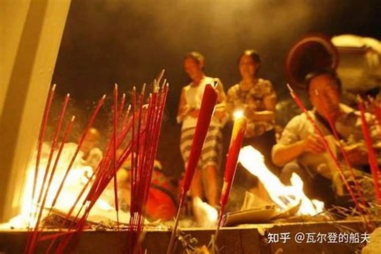 保定中元节烧纸