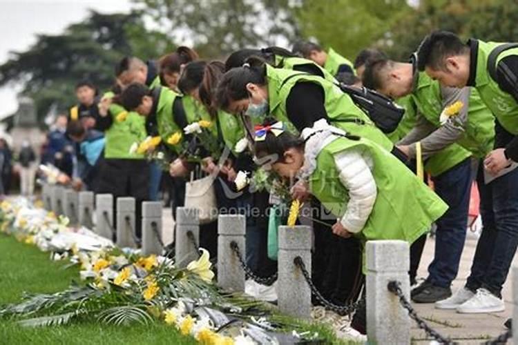 清明祭奠带啥？