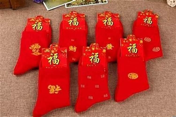 本命年是不是戴红色的比较好？