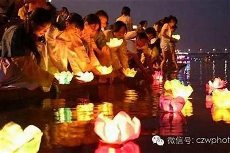 中元节放河灯的来历和传说