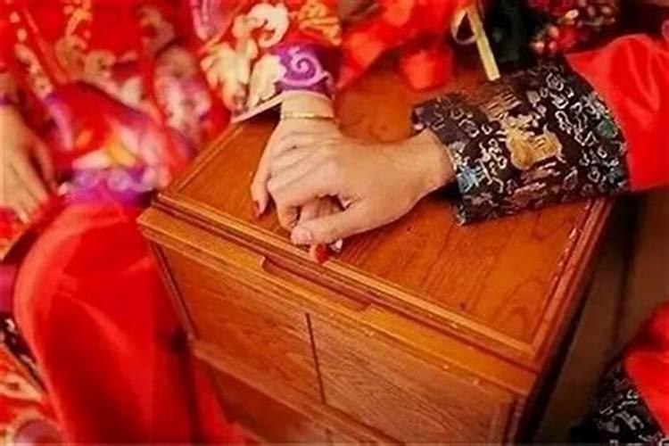 八字到底怎么看什么时候结婚最好？