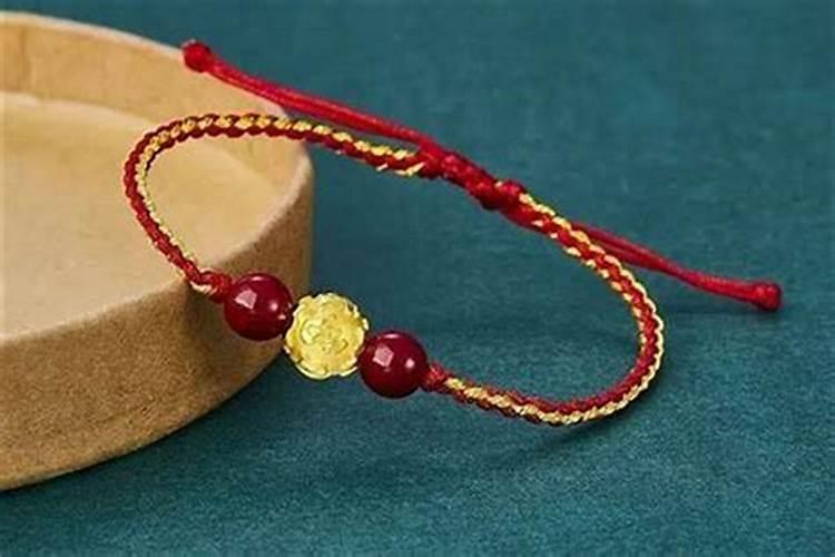 本命年的红绳子带左手还是右手？