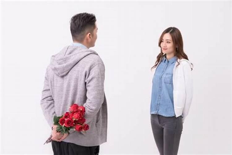 梦见和前女友亲近是什么意思？